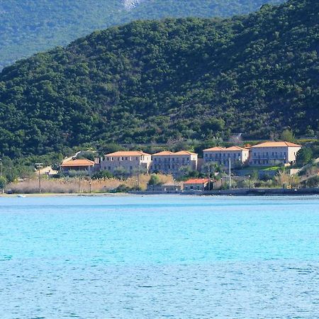 Smyros Resort Poúlithra Esterno foto