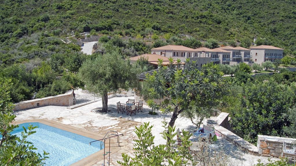Smyros Resort Poúlithra Esterno foto